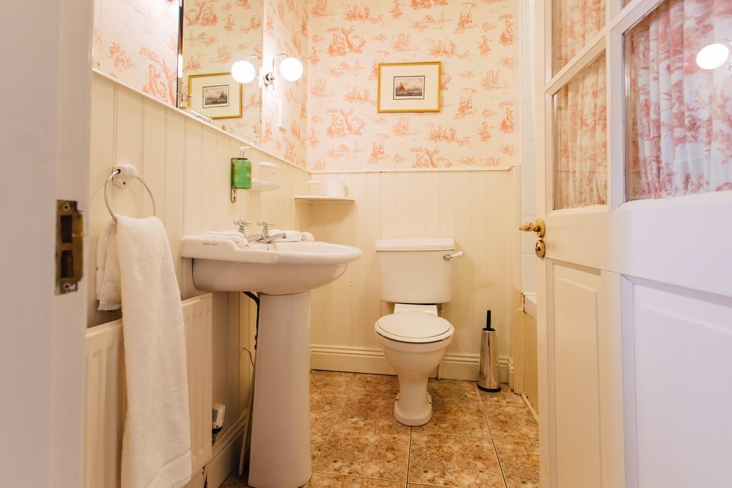 Gleeson'S Restaurant & Rooms Роскомън Екстериор снимка